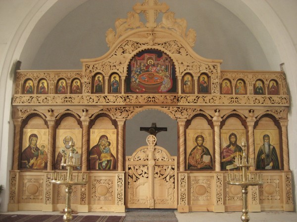 Икони / Иконостаси